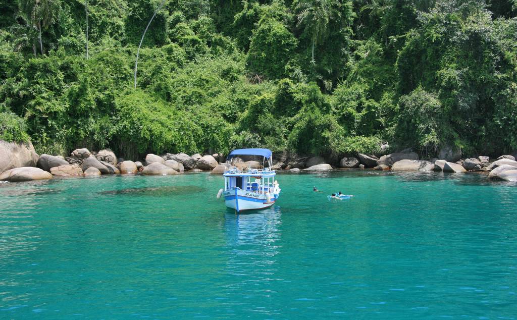 Lagoa Azul, Paraty, Rio de Janeiro, Brasil Lagoa Azul, Paraty, Rio de Janeiro, Brasil