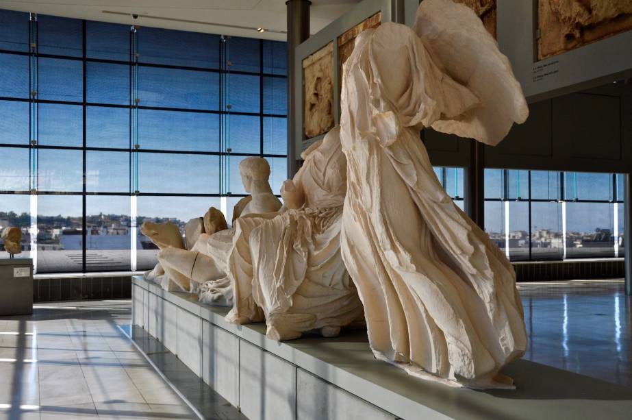 Esculturas da Grécia Antiga no Museu da Acrópole, em Atenas, Grécia Museu da Acrópole