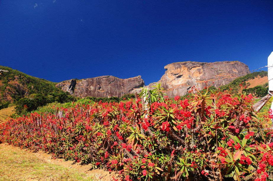 Formação rochosa do complexo Pedra do Baú, bastante procurado para trekking