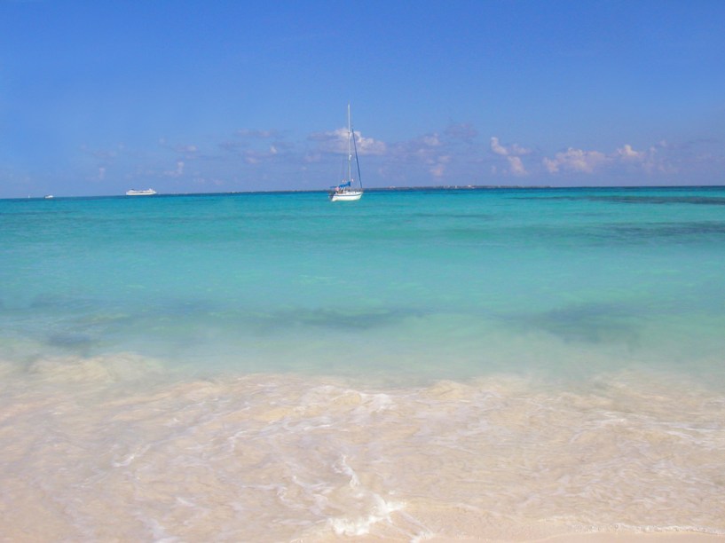 Com águas azul-turquesa e mornas, Cancún é hoje o principal destino turístico do México