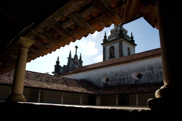 A visita ao Centro Cultural São Francisco, em João Pessoa, pode ser guiada e começa no antigo claustro e segue pela igreja principal, com azulejos portugueses e pisos e móveis do século 18 A visita ao Centro Cultural São Francisco, em João Pessoa, pode ser guiada e começa no antigo claustro e segue pela igreja principal, com azulejos portugueses e pisos e móveis do século 18