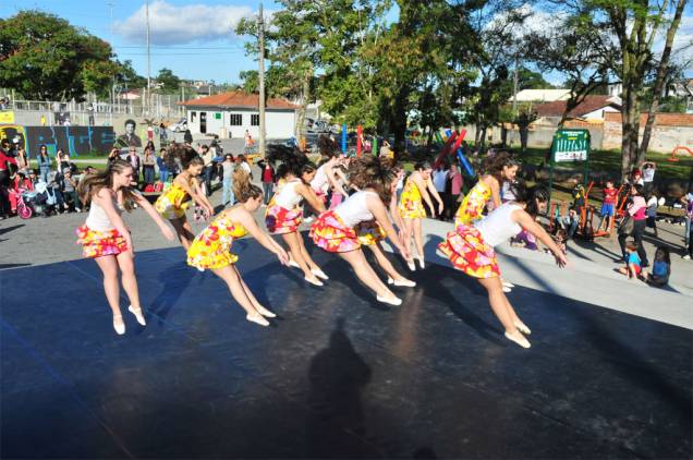 Várias das apresentações do <strong>Palco Aberto</strong> acontecem na <strong>Praça Tiradentes</strong> durante o Festival de Dança de Joinville, em Santa Catarina Várias das apresentações do <strong>Palco Aberto</strong> acontecem na <strong>Praça Tiradentes</strong> durante o Festival de Dança de Joinville, em Santa Catarina