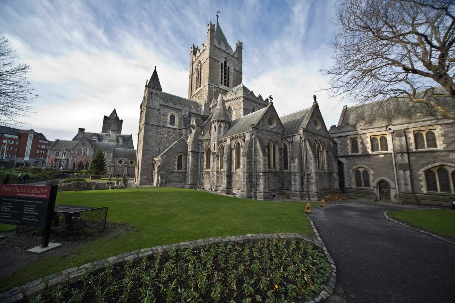 A Christ Church Cathedral é o principal templo católico do país