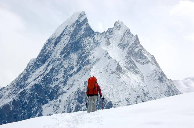 <strong>Glaciar Baltoro e K2 (Paquistão)</strong> Um imenso corredor de gelo leva ao segundo maior pico do mundo, o K2, no Paquistão. O caminho que começa seguindo rios gelados leva até 15 dias para ser completado e passa por glaciares e montanhas de granito que chegam a ter mais de seis mil metros de altura <strong>Glaciar Baltoro e K2 (Paquistão)</strong> Um imenso corredor de gelo leva ao segundo maior pico do mundo, o K2, no Paquistão. O caminho que começa seguindo rios gelados leva até 15 dias para ser completado e passa por glaciares e montanhas de granito que chegam a ter mais de seis mil metros de altura