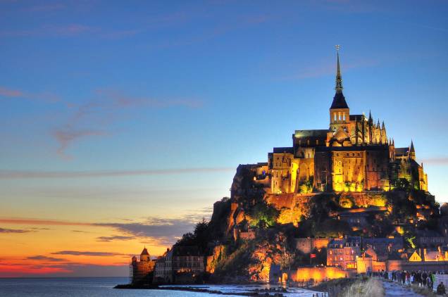 O Mont Saint-Michel foi um dos primeiros lugares do mundo a obter o título de Patrimônio Mundial pela Unesco O Mont Saint-Michel foi um dos primeiros lugares do mundo a obter o título de Patrimônio Mundial pela Unesco