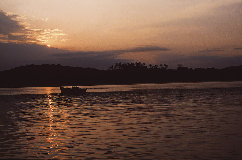 Pôr-do-sol na cidade