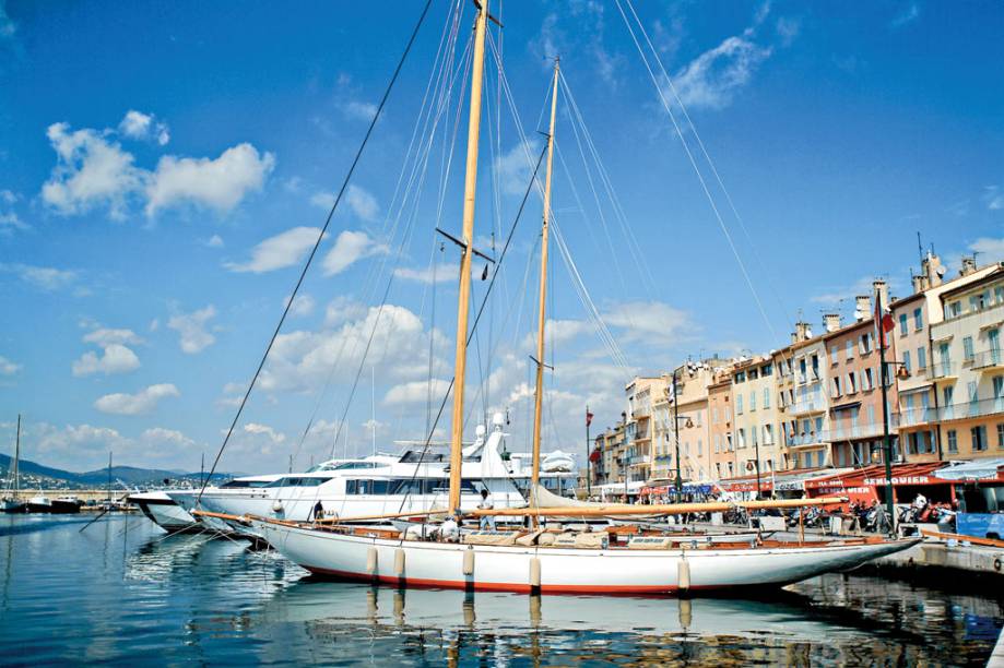 <strong>Côte dAzur - <a href="https://viajeaqui.abril.com.br/paises/franca" target="_blank">França</a></strong>