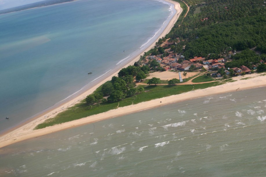 Cumuruxatiba é ideal para quem quer relaxar nas pousadas e aproveitar o clima tranquilo que reina na vila