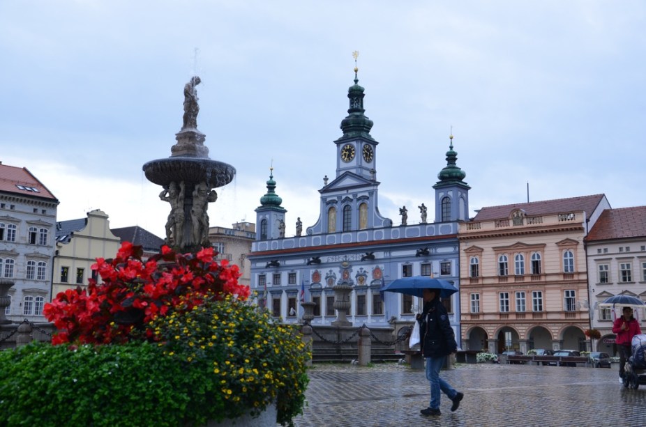 <strong>Ceske Budejovice, República Tcheca</strong>    A ligação de <a href="https://viajeaqui.abril.com.br/cidades/republica-tcheca-ceske-budejovice-budweis" rel="Ceske Budejovice">Ceske Budejovice</a> com o mundo da cerveja fica subentendido por seu nome alemão: Budweis. Em torno da ampla praça Přemysl Otakar II estão instaladas dezenas de bares que servem diversos rótulos locais, todos ótimos, leves ou densos