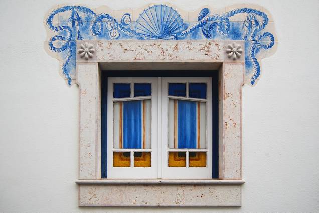 <strong>Ericeira, <a href="https://viajeaqui.abril.com.br/paises/portugal" rel="Portugal" target="_blank">Portugal</a></strong> Ericeira talvez seja o lar das mais belas janelas. Extremamente originais, com seus contornos supercriativos, elas são um charme só! <strong>Ericeira, <a href="https://viajeaqui.abril.com.br/paises/portugal" rel="Portugal" target="_blank">Portugal</a></strong> Ericeira talvez seja o lar das mais belas janelas. Extremamente originais, com seus contornos supercriativos, elas são um charme só!