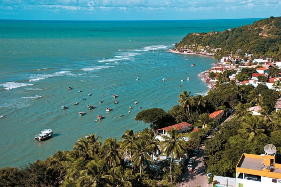 A Praia da Pipa é a queridinha do turismo potiguar pelas lindas praias, golfinhos, bons hotéis e noite agitada