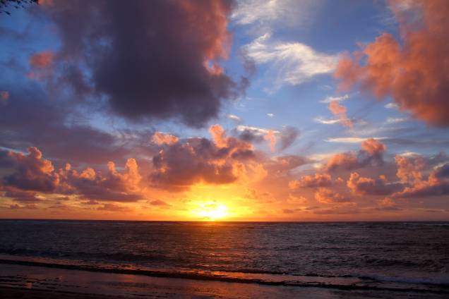 <strong>11. <a href="https://www.youtube.com/watch?v=EkHTsc9PU2A" rel="Jason Mraz – I’m Yours" target="_blank">Jason Mraz – I’m Yours</a> - Ilhas de Oahu and Kauai, Havaí, <a href="https://viajeaqui.abril.com.br/paises/estados-unidos" rel="Estados Unidos" target="_self">Estados Unidos</a></strong> O resultado do clipe não poderia ter sido melhor: os belos cenários das ilhas <strong>Oahu</strong> e <strong>Kauai</strong> couberam perfeitamente na voz calma do cantor. Pra sonhar com o verão e relaxar lindamente <strong>11. <a href="https://www.youtube.com/watch?v=EkHTsc9PU2A" rel="Jason Mraz – I’m Yours" target="_blank">Jason Mraz – I’m Yours</a> - Ilhas de Oahu and Kauai, Havaí, <a href="https://viajeaqui.abril.com.br/paises/estados-unidos" rel="Estados Unidos" target="_self">Estados Unidos</a></strong> O resultado do clipe não poderia ter sido melhor: os belos cenários das ilhas <strong>Oahu</strong> e <strong>Kauai</strong> couberam perfeitamente na voz calma do cantor. Pra sonhar com o verão e relaxar lindamente