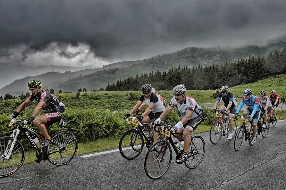 O LÉtape foi idealizado pelos mesmos criadores do Tour de France, a maior competição de ciclismo do mundo, e acontece desde 1993