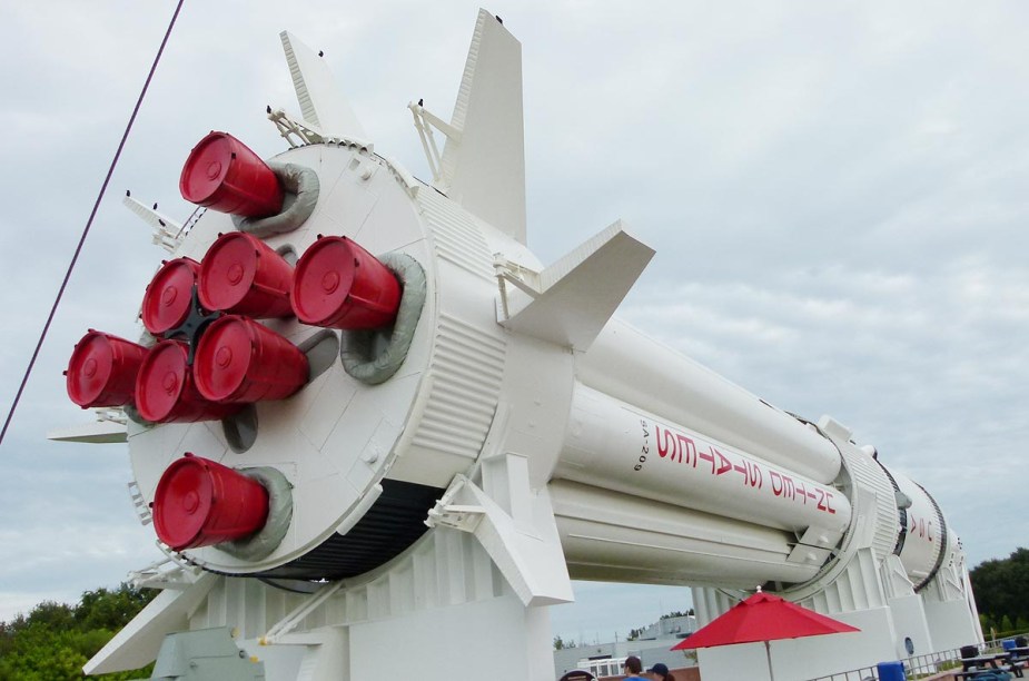 Foguetes espaciais que fizeram história estão expostos no "Rocket Garden"