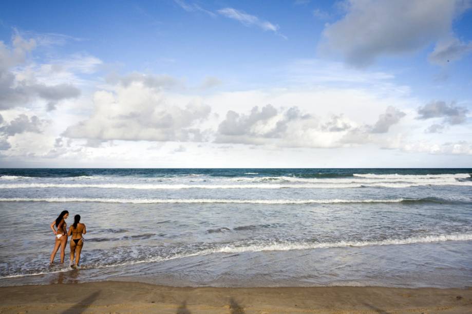 Praia de Porto de Galinhas, um dos maiores hits do litoral brasileiro onde faz calor o ano todo