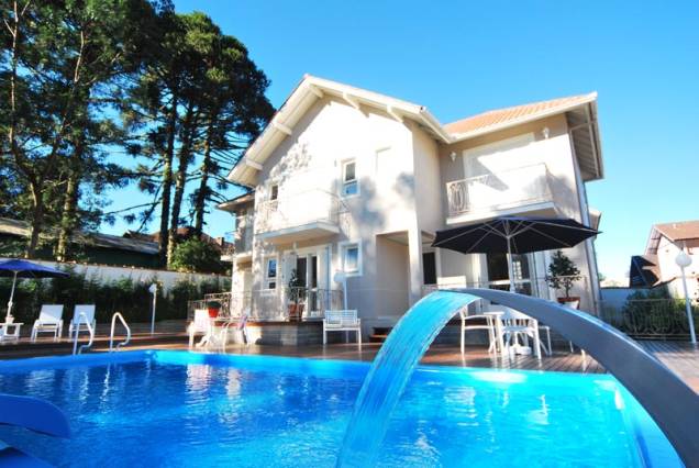 Piscina da <strong>Pousada Doce Canela</strong>, em <a href="https://viajeaqui.abril.com.br/cidades/br-rs-canela" rel="Canela" target="_blank">Canela</a>, no <a href="https://viajeaqui.abril.com.br/estados/br-rio-grande-do-sul" rel="Rio Grande do Sul" target="_blank">Rio Grande do Sul</a> Piscina da <strong>Pousada Doce Canela</strong>, em <a href="https://viajeaqui.abril.com.br/cidades/br-rs-canela" rel="Canela" target="_blank">Canela</a>, no <a href="https://viajeaqui.abril.com.br/estados/br-rio-grande-do-sul" rel="Rio Grande do Sul" target="_blank">Rio Grande do Sul</a>