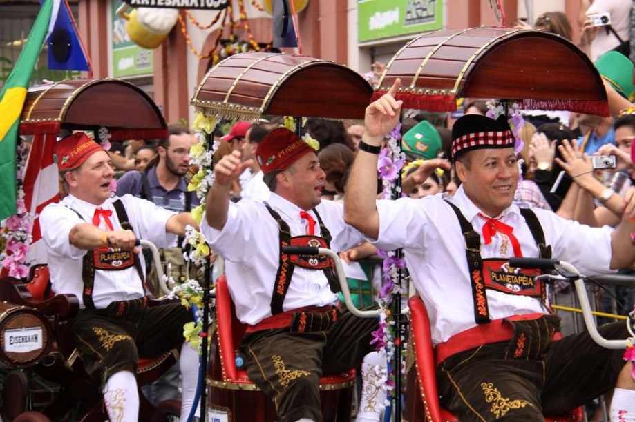 Parada durante a Oktoberfest 2012