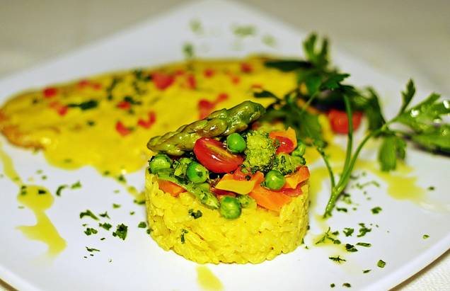 Um dos pratos principais do <a href="https://viajeaqui.abril.com.br/estabelecimentos/br-ba-salvador-restaurante-taboada-bistrot" rel="Taboada Bistrot"><strong>Taboada Bistrot</strong></a> no almoço é o filé de linguado e creme de noilly e badiane e petits legumes, servido na <strong>Restaurant Week de Salvador</strong> Um dos pratos principais do <a href="https://viajeaqui.abril.com.br/estabelecimentos/br-ba-salvador-restaurante-taboada-bistrot" rel="Taboada Bistrot"><strong>Taboada Bistrot</strong></a> no almoço é o filé de linguado e creme de noilly e badiane e petits legumes, servido na <strong>Restaurant Week de Salvador</strong>