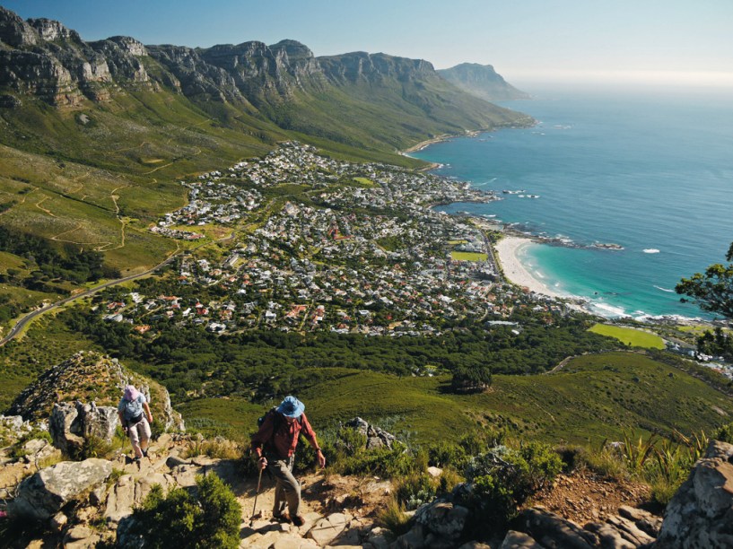 A inspiradora vista do topo da Montanha Lions Head