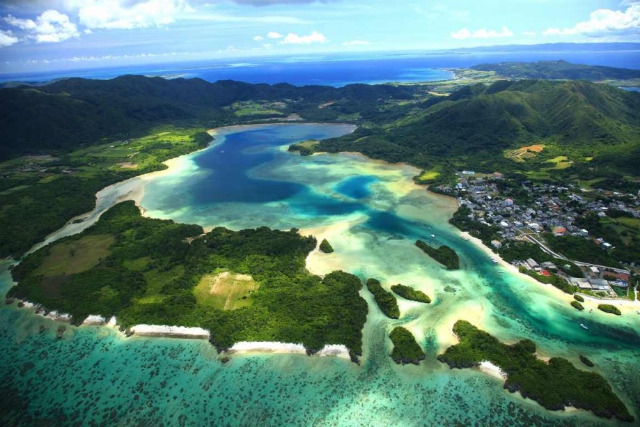 Ilha Kabira, em Okinawa, arquipélago do sul do <a href="https://gutenberg.viagemeturismo.abril.com.br/paises/japao/">Japão</a>
