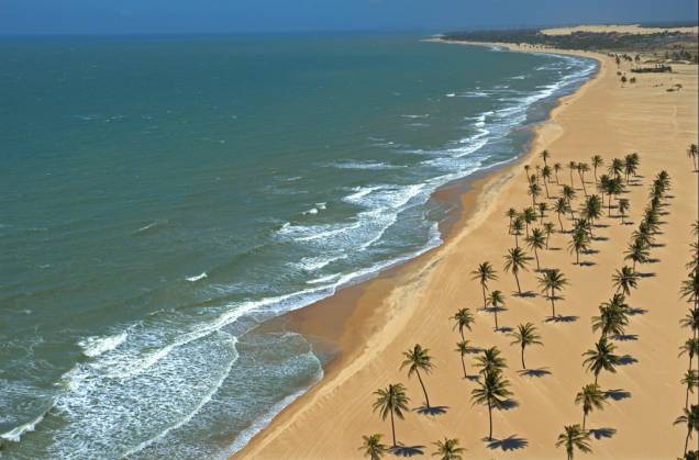 Vista aérea da Praia de Cumbuco, na Costa Sol Poente Vista aérea da Praia de Cumbuco, na Costa Sol Poente
