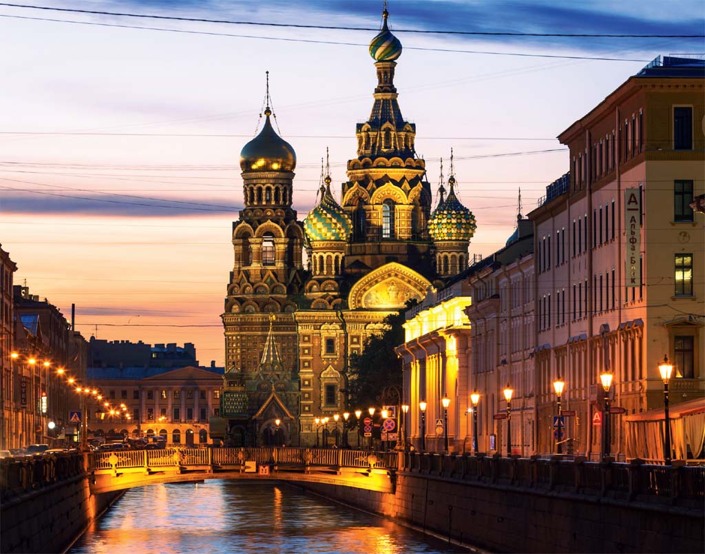 A igreja do Sangue Derramado, em S&atilde;o Petersburgo, R&uacute;ssia