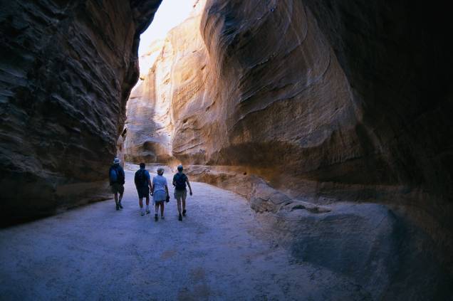 Desfiladeiro de al-Siq, em Petra Desfiladeiro de al-Siq, em Petra