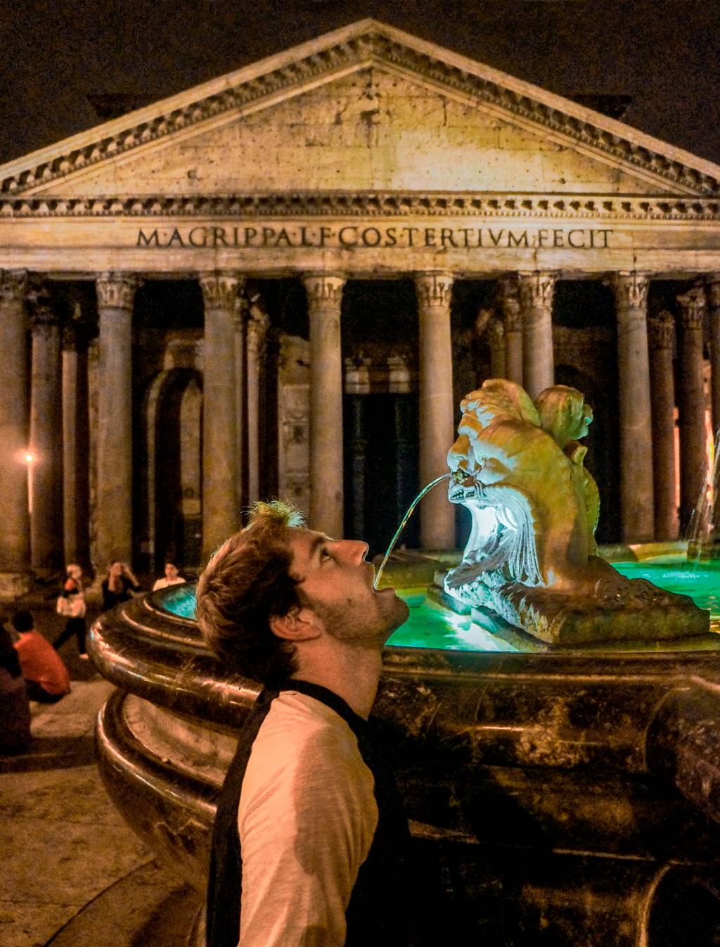 BEM NA FOTO: Brian Baldrati em Roma, Itália BEM NA FOTO: Brian Baldrati em Roma, Itália