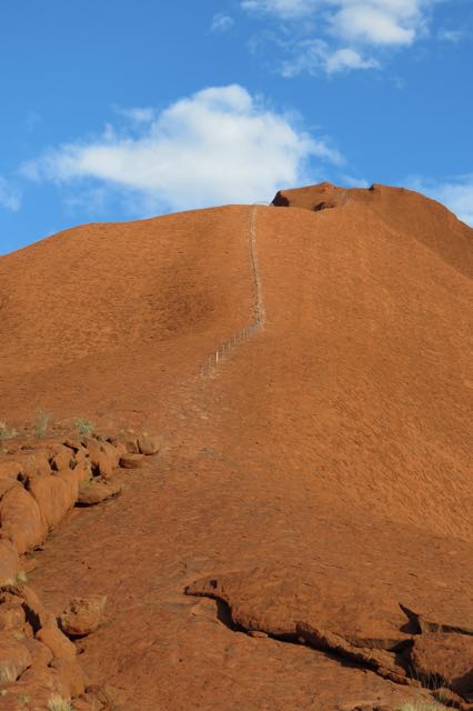 malawalk_uluru2