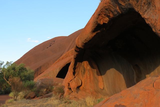 malawalk_uluru5