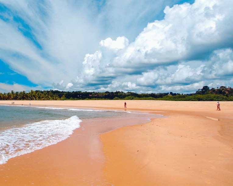 Fundo quase infinito em trecho da Praia dos Nativos