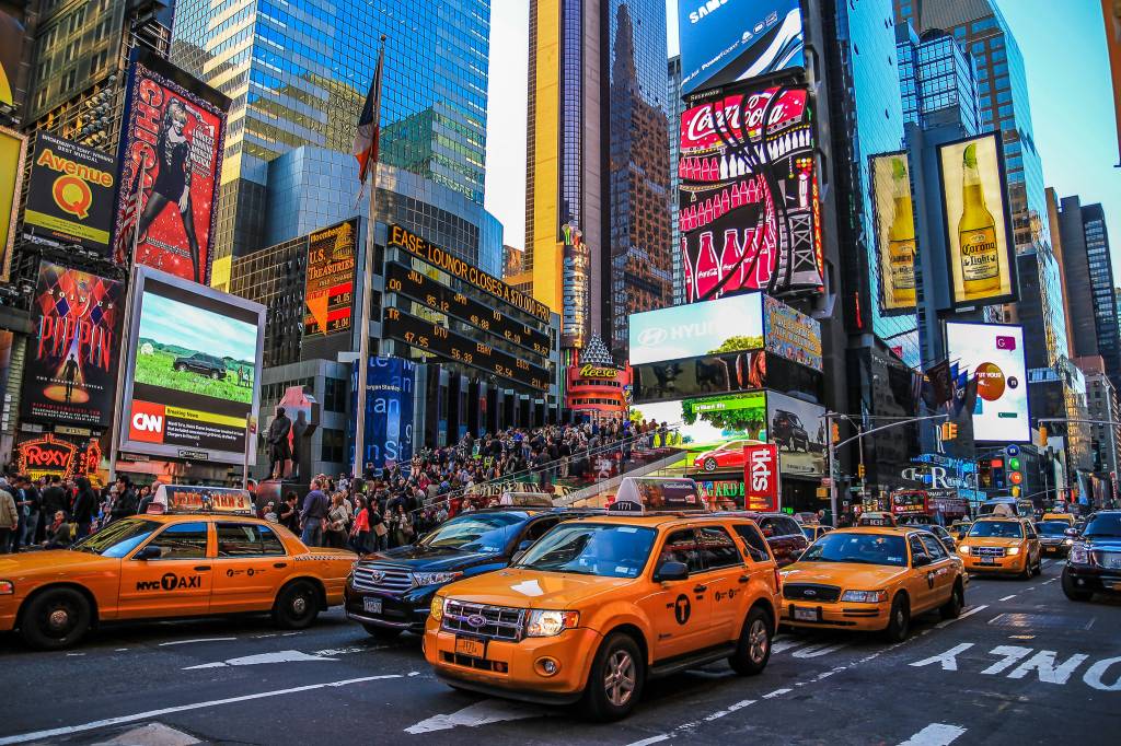 Táxi + Times Square = dinheiro e tempo perdidos.