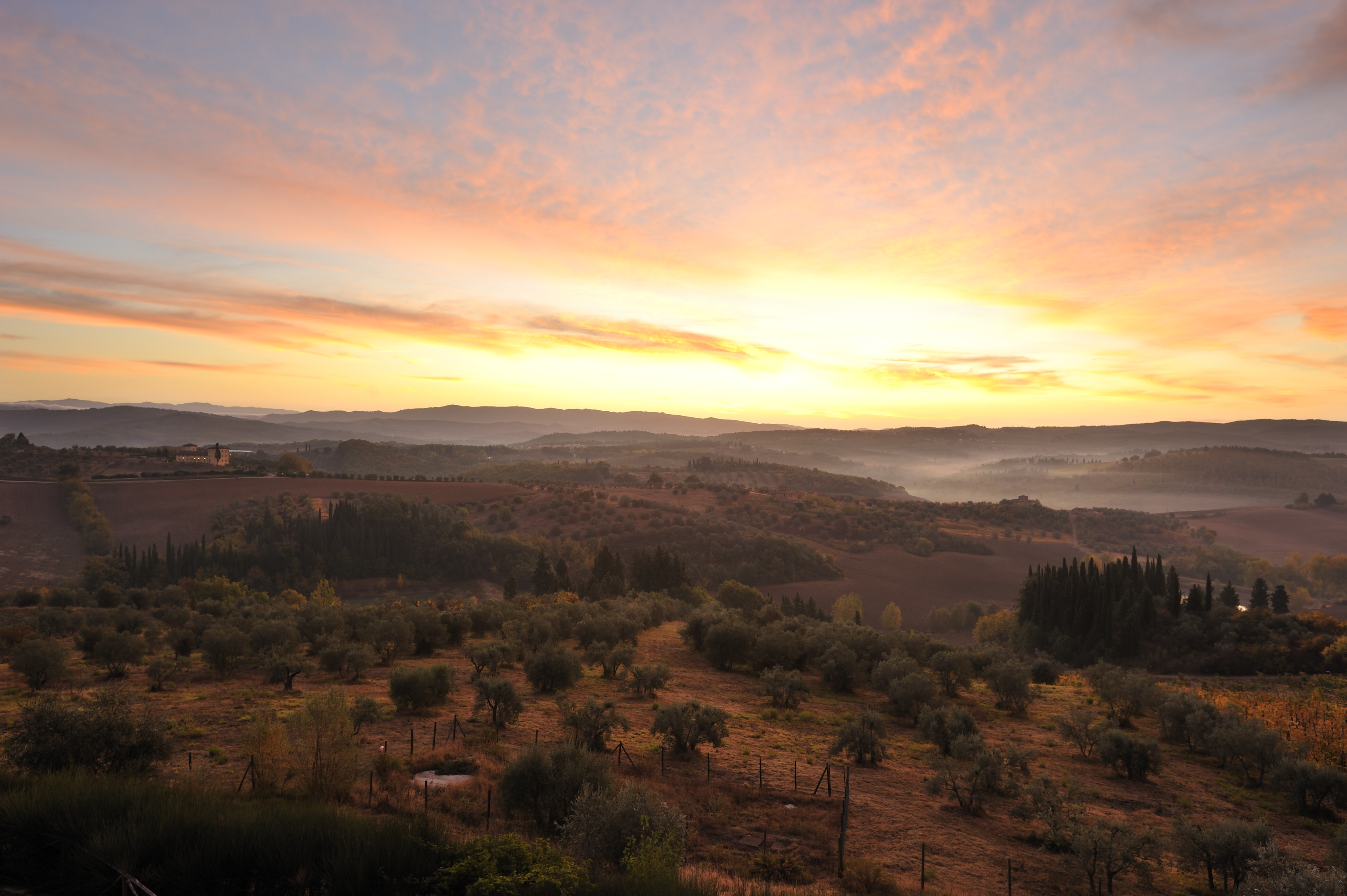 Vista desde o Castello del Nero, hotel “luxão” em Tavarnelle Val di Pesa