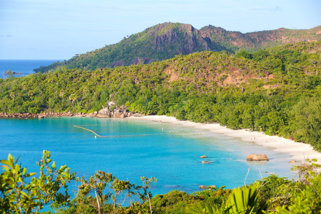 Praia Anse Lazio, em Seicheles