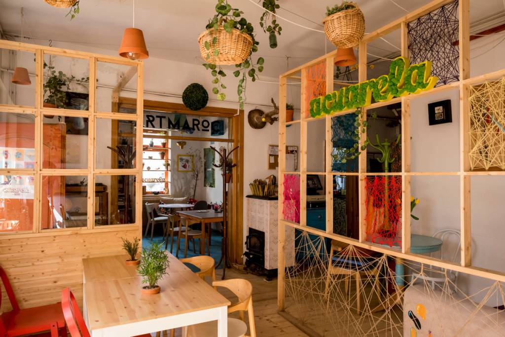 Café Acuarela, Bucareste, Romênia Café Acuarela, Bucareste, Romênia