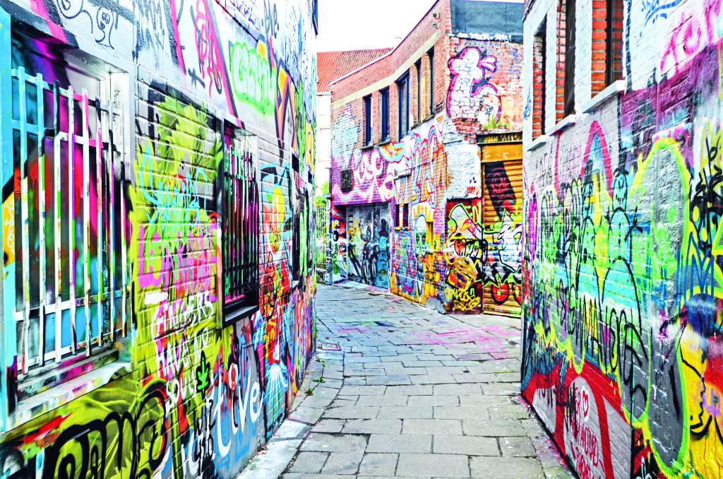Beco Grafitado em Ghent Beco Grafitado em Ghent