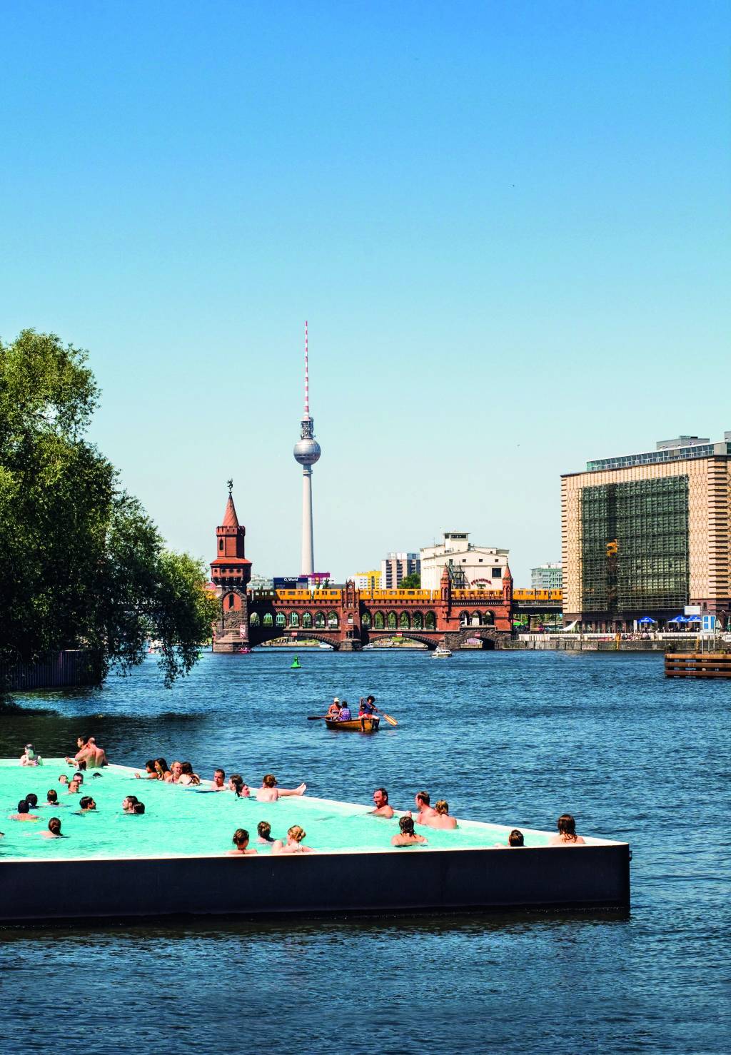 Piscina Badeschiff, Berlim Badeschiff