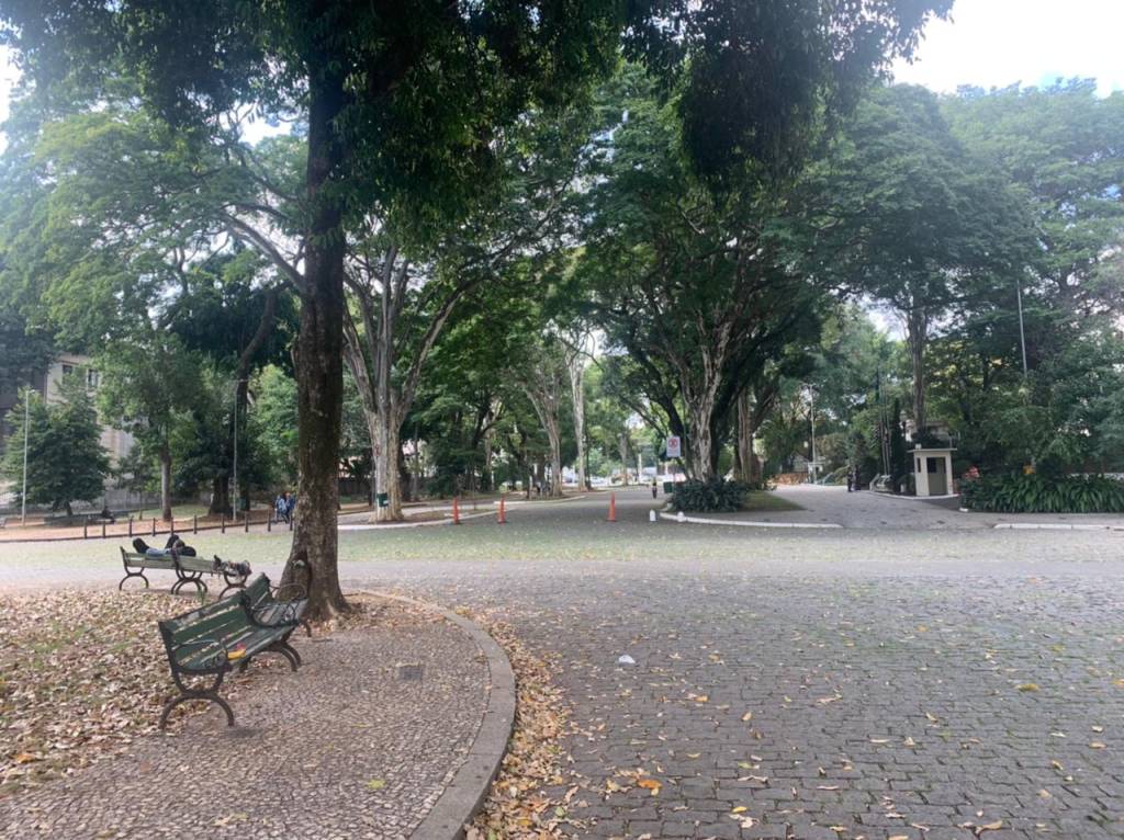 Praça Coronel Fernando Prestes, na saída da estação Tiradentes em São Paulo