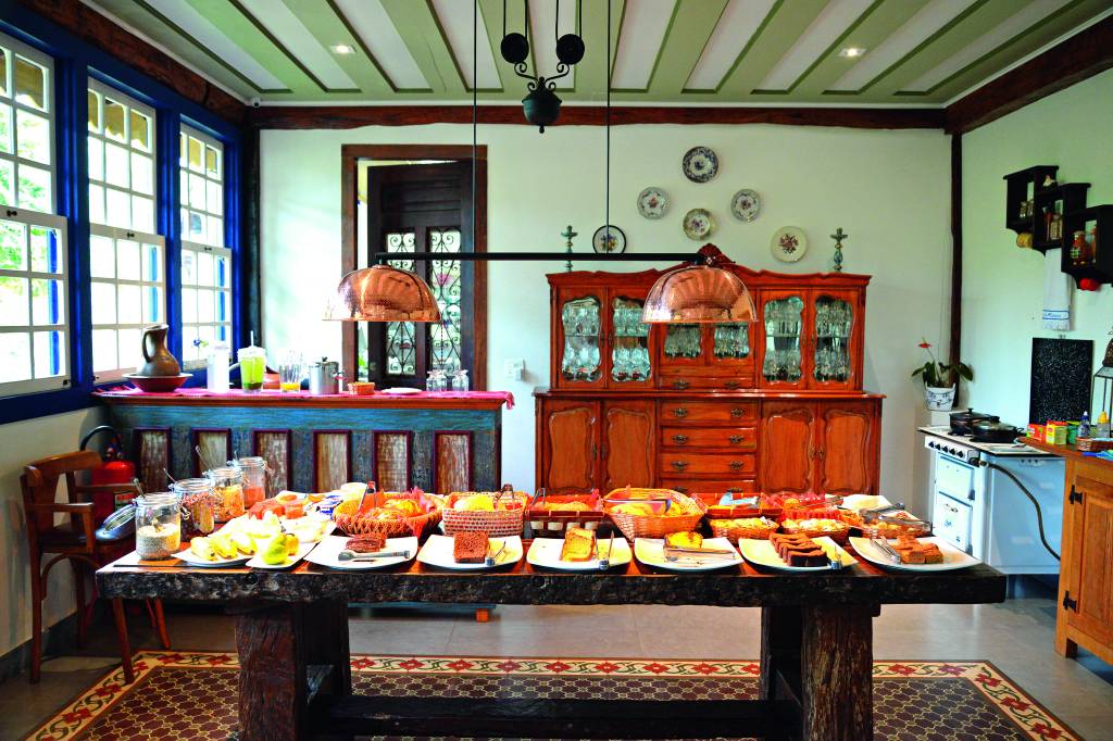 Café da manhã do hotel Chão de Minas, em Cachoeira do Campo