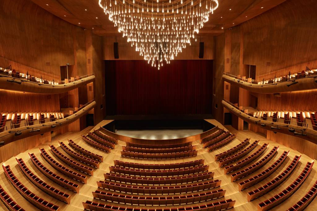 Foto-Destaque Interior da Ópera Hall