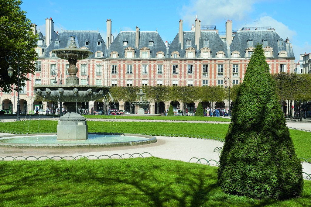 Place des Voges, Paris, França