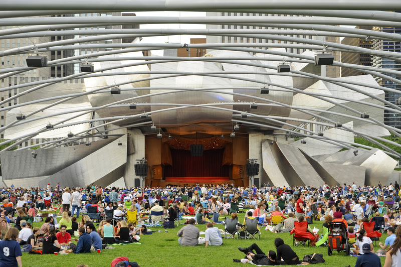 Jay Pritzker Pavilion no Millenium Park, Chicago Jay Pritzker Pavilion no Millenium Park, Chicago