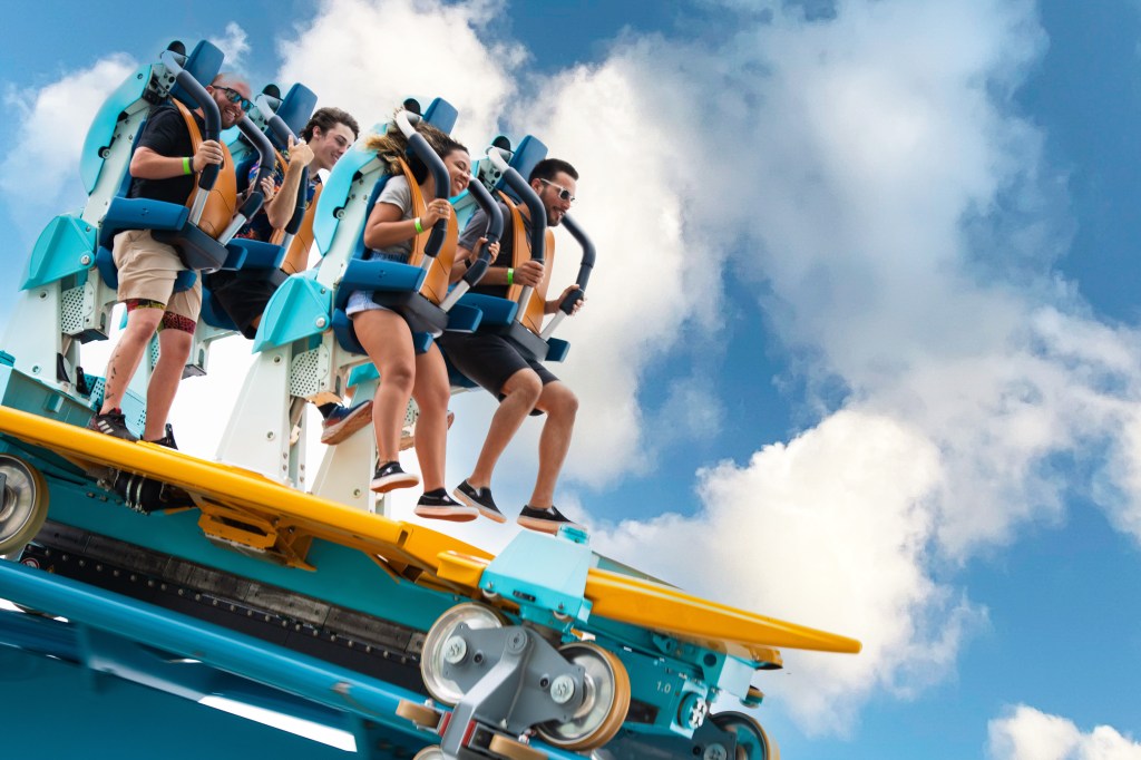 Pipeline: The Surf Coaster, SeaWorld, Orlando, Flórida, Estados Unidos