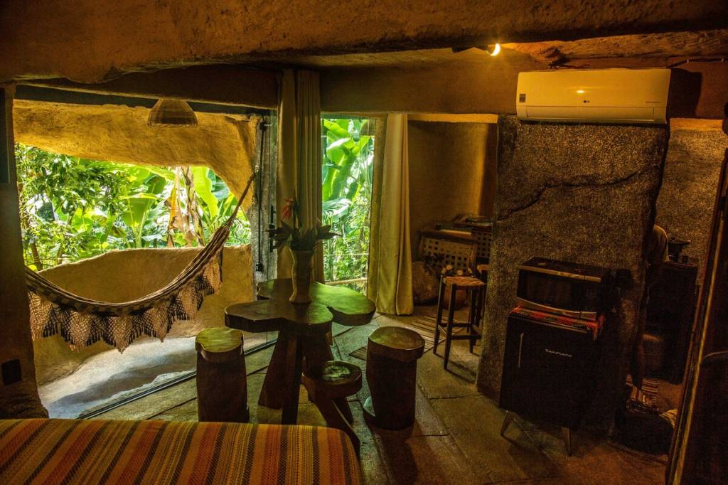 VT Seleção Airbnb Abrãao 3 Airbnb Abraão