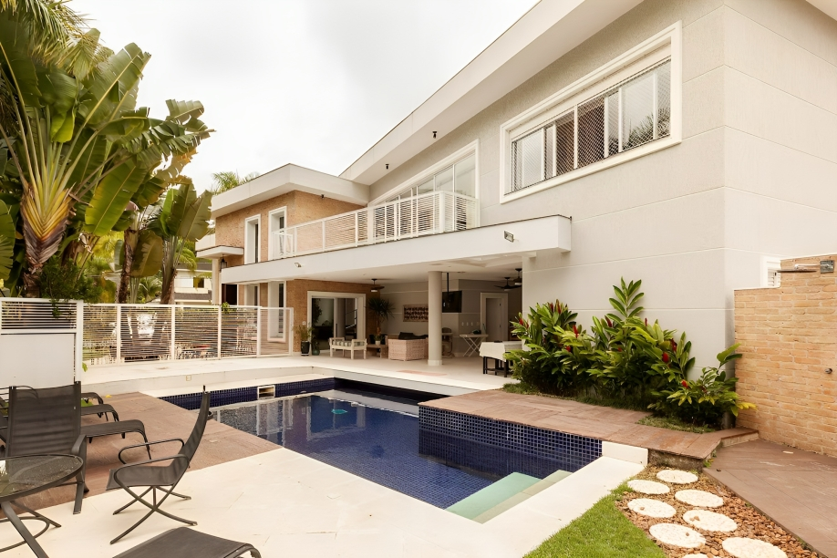 Casa com piscina, jacuzzi e área de esportes, Guarujá, São Paulo, Brasil 1