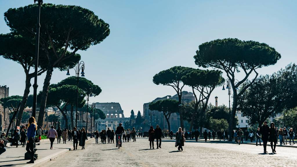 Via dei Fori Imperiali, Roma, Itália Via dei Fori Imperiali, Roma, Itália