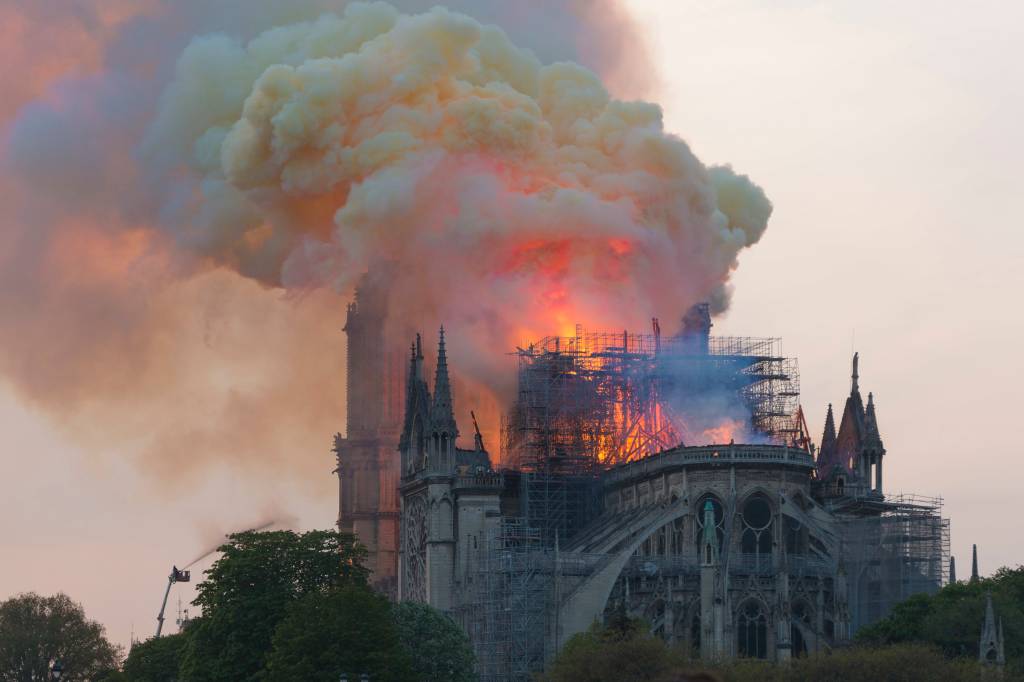 incendio-2019-notre-dame-paris incendio-2019-notre-dame-paris