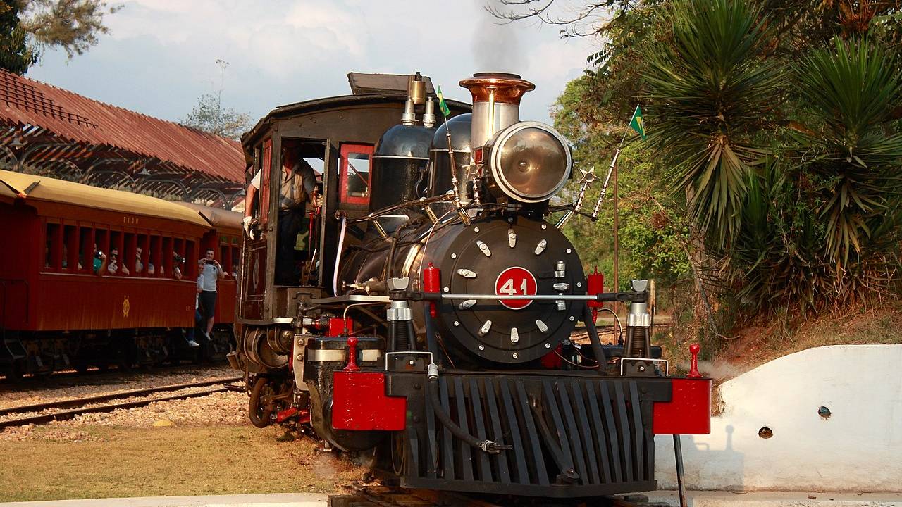 maria-fumaca-tiradentes-sao-joao-del-rei-efom-estrada-de-ferro-oeste-de-minas