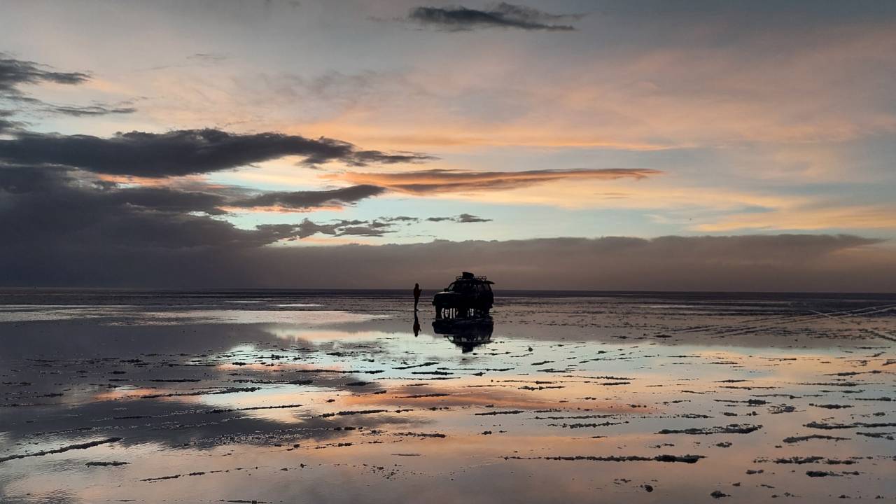 salar-de-uyuni-bolivia-andes