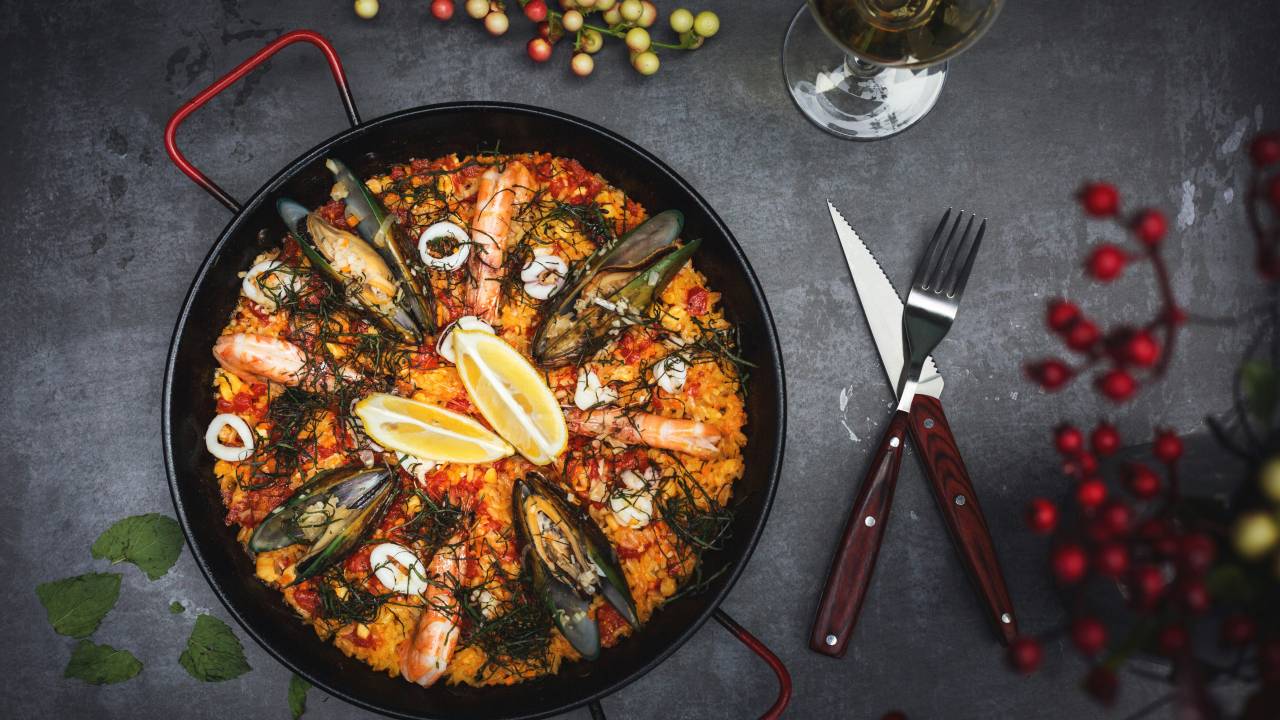 paella-mariscos-frutos-do-mar-espanha